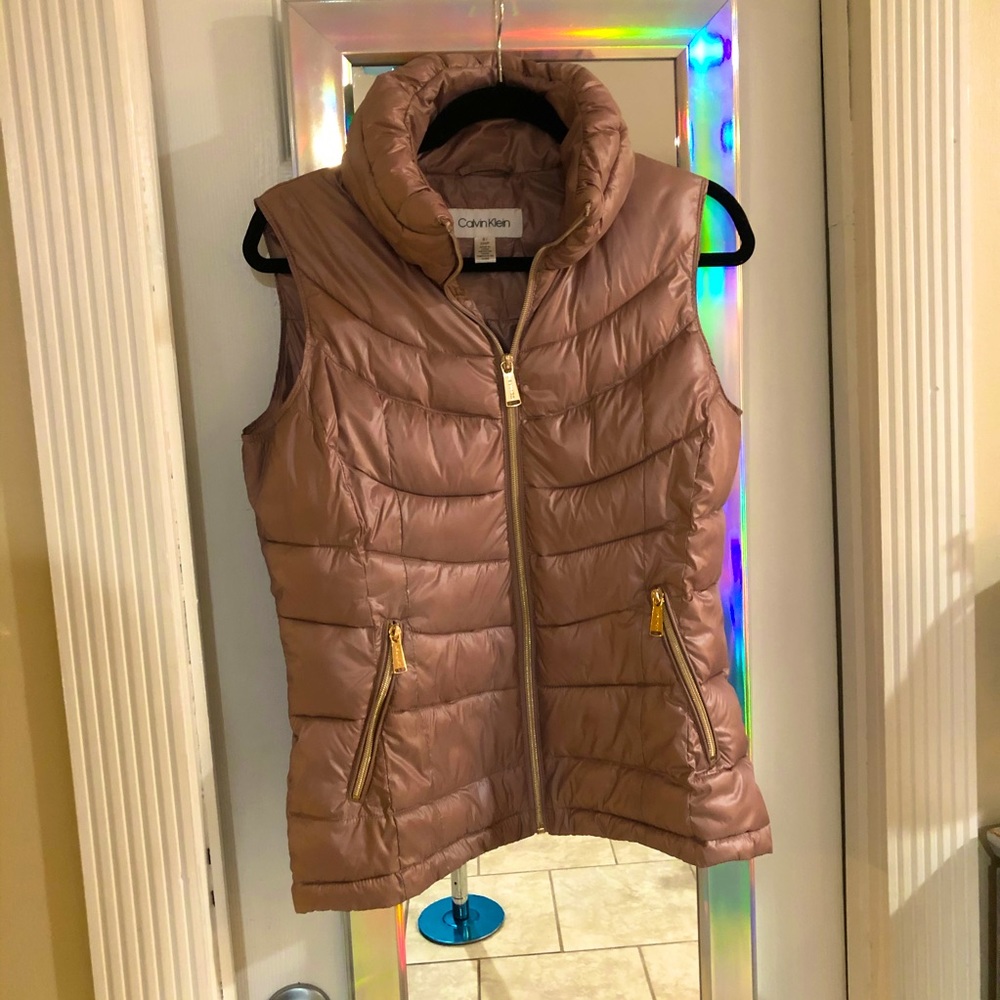 POSH PARTY SALE!Calvin Klein Rose gold puffer vest